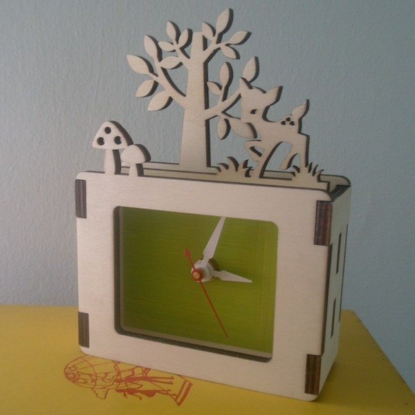 Forest - Tabletop clock - Green