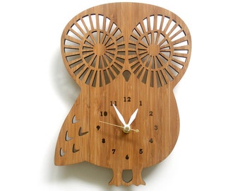 Wooden Owl clock with numbers, modern wall clock, animal clock