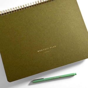 Monthly Planner with Weekly To Do Undated Daily Agenda