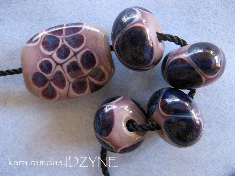 Purple Floral Crunch Focal Plus 4 Beads