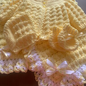 Yellow Baby Blanket, Yellow Baby Sweater, Crochet Baby Sweater and Blanket, Neutral baby blanket, handmade baby sweater set image 2