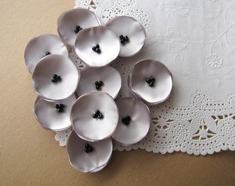 Tiny silk flowers, singed satin flower appliques, flowers for wedding crafts, floral embellishments, mini poppy (10pcs)- SILVER GRAY POPPIES