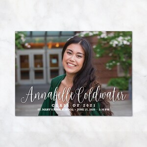 Tarjeta de anuncio de graduación de la escuela secundaria e invitación a la fiesta, invitación a la fiesta de graduación fotográfica, anuncio de graduación universitaria