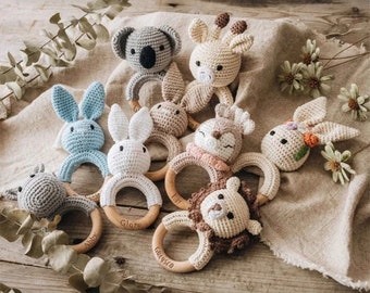 Personalized Animal Baby Rattle Baby Shower Gifts Custom Wooden Baby Rattle Crochet Rattle Toy Newborn Gifts Gift for Nephew Niece