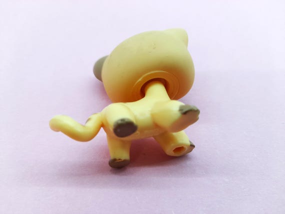 Figurine Littlest Pet Shop HASBRO #886 - Chat European Shorthair Avec Couronne