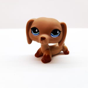 LOT DE 8 CHIENS dont 7 SCHLEICH et 1 PAPO EUR 16,00 - FR
