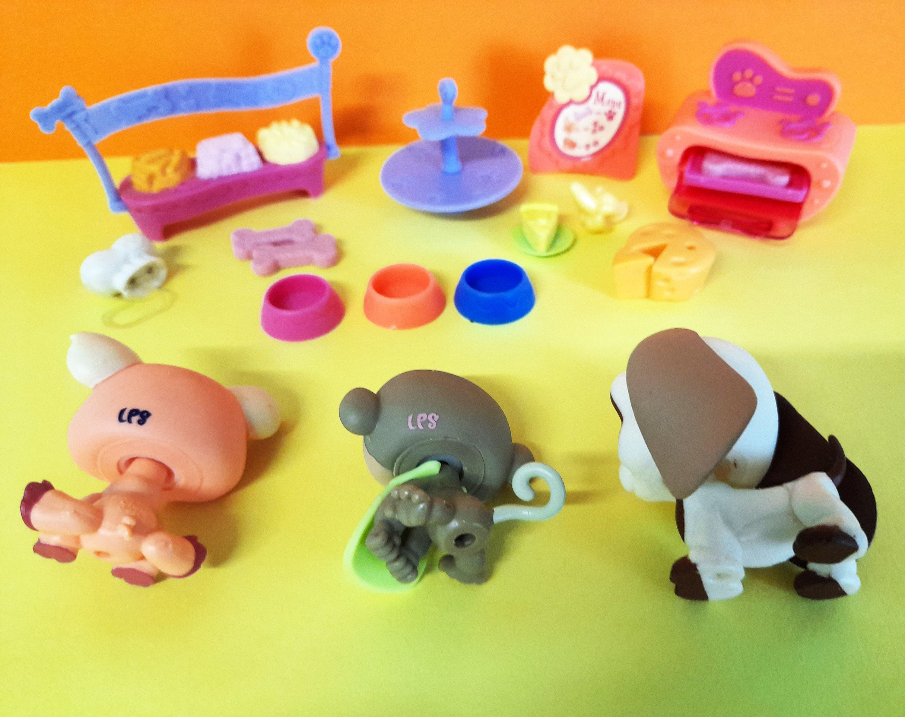 LPS Littlest Pet Shop #1593 #1594 #1595 Basset Hound, Pig, Monkey