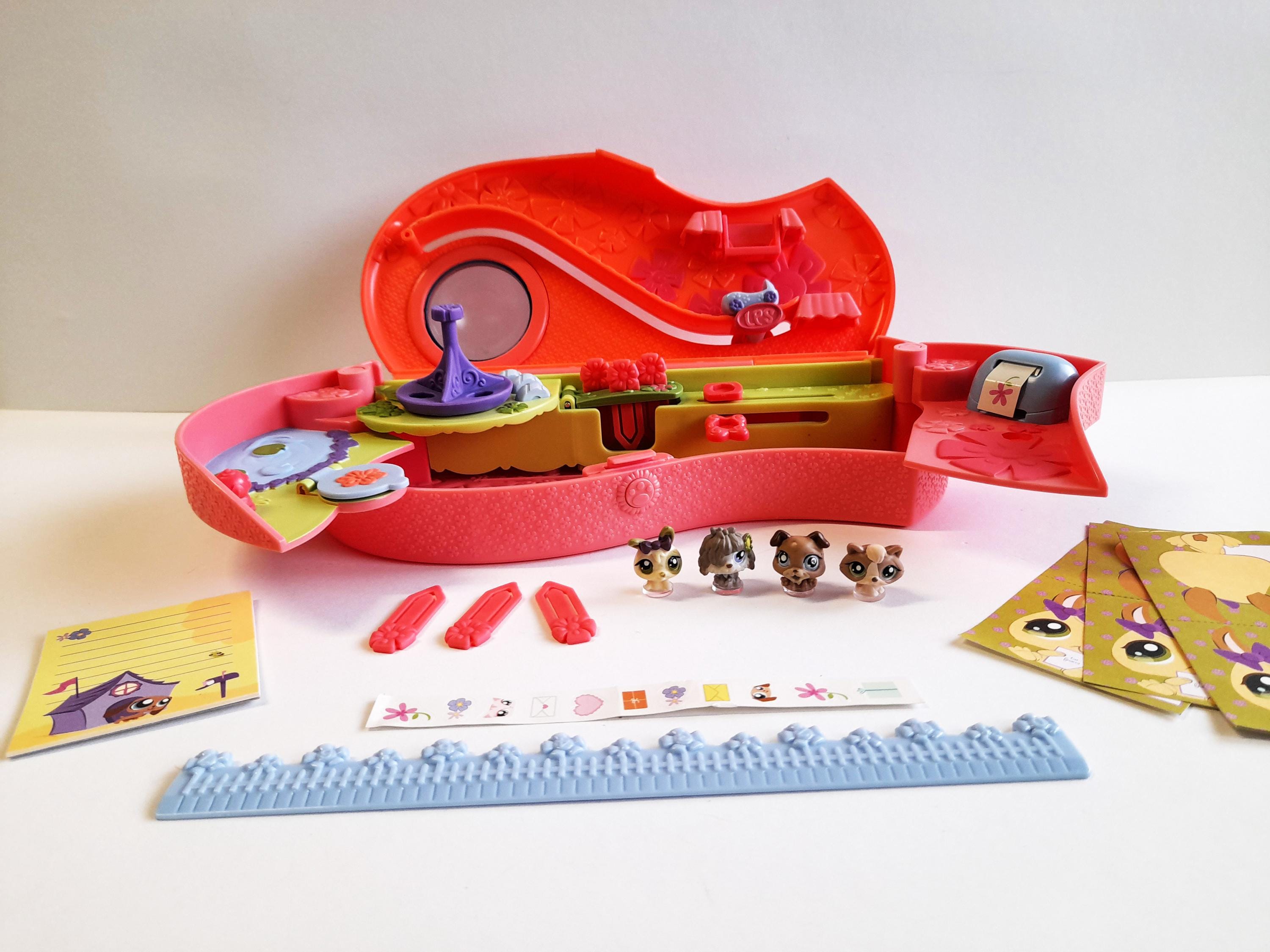 Littlest Pet Shop Teeniest Tiniest Playset Storen Go Pencil Case