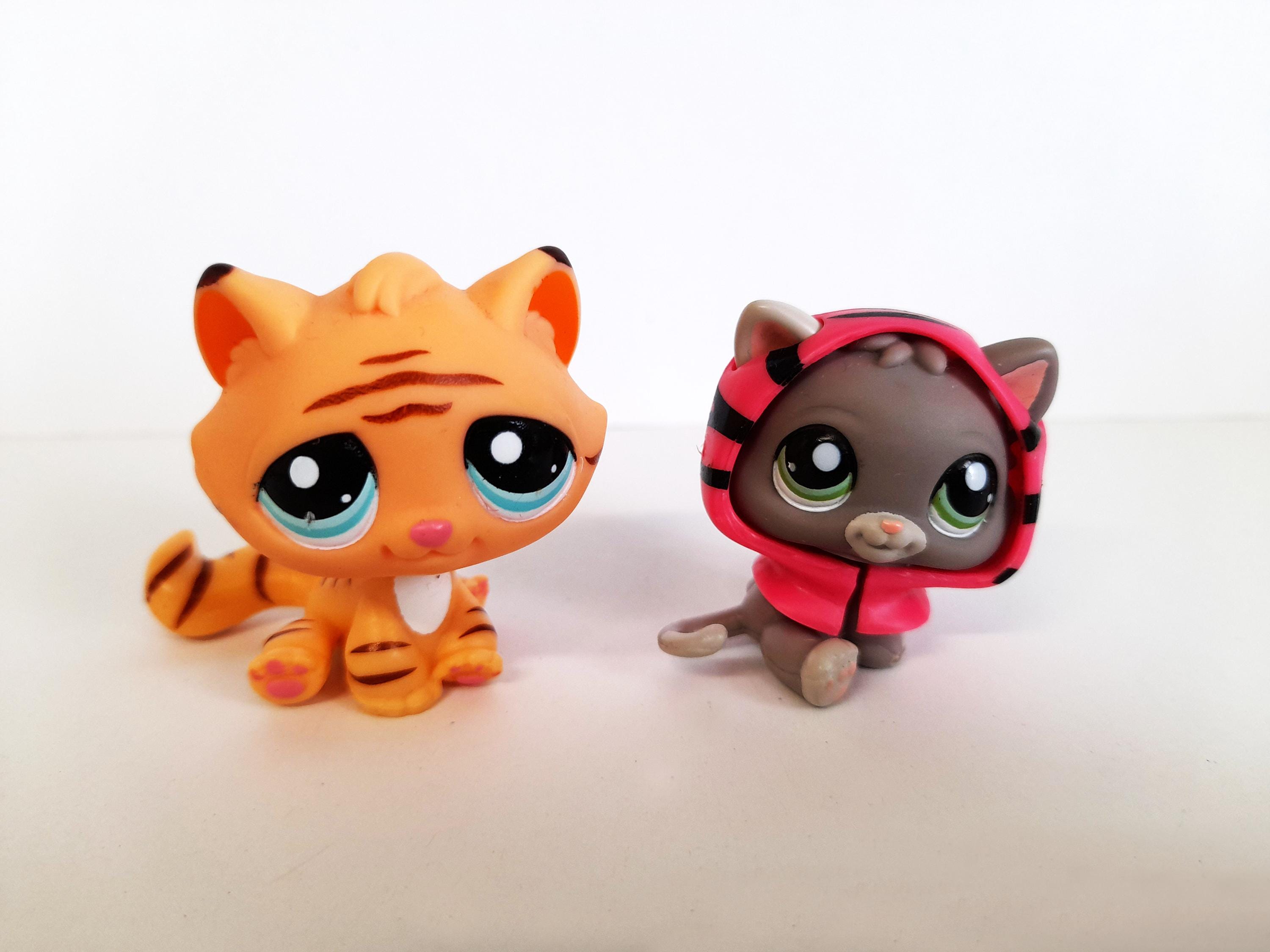 LPS Littlest Pet Shop Cat #1607 #1608 Complete Vintage Hasbro