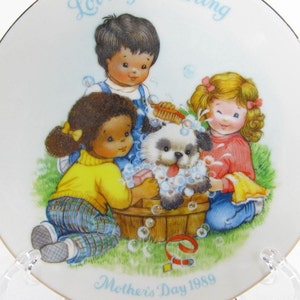 Vintage Mother&#39;s Day Plate, Collectible Plate, Avon 1989