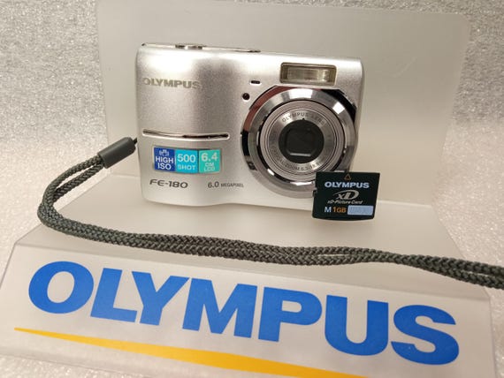 OLYMPUS FE-180 + 1gb Xd-picture Card / Vintage Olympus Digital