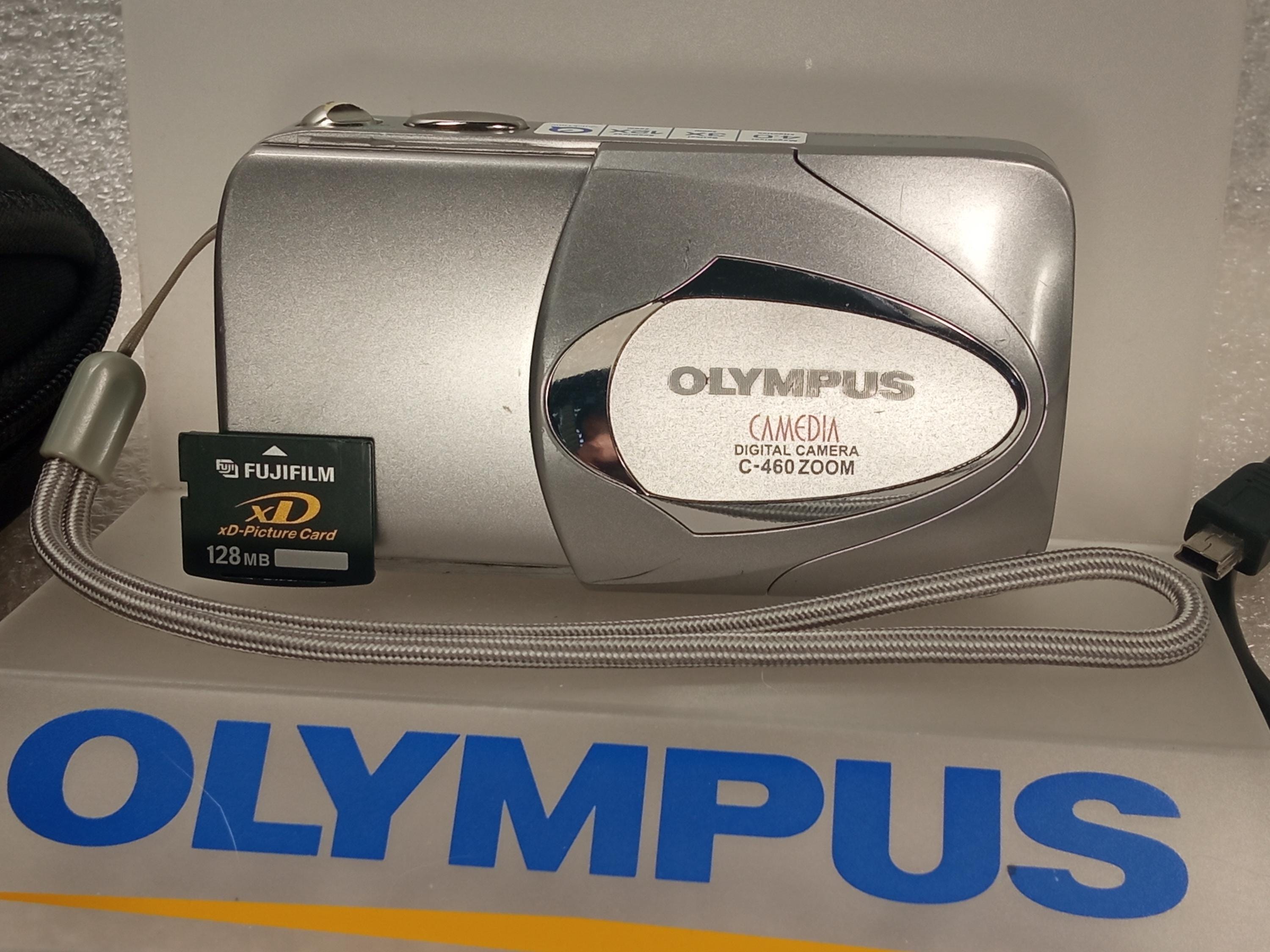 Olympus CAMEDIA C-460 Zoom + 128mb Xd-picture Card / Vintage