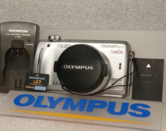 Silver OLYMPUS CAMEDIA C-765 UZ /  Vintage Olympus digital camera / Tested and working