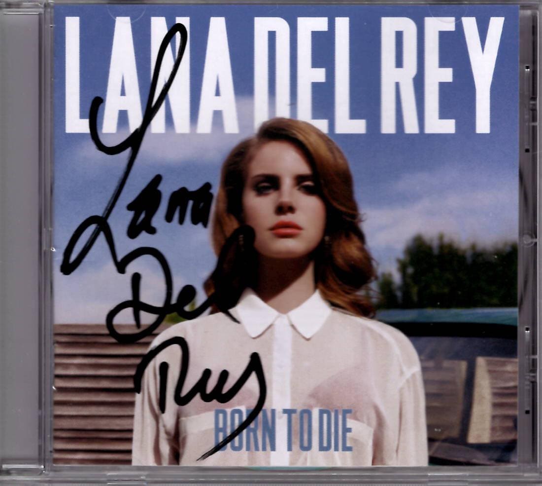 Lana Del Rey　直筆サイン入りCD　ハート付き　超希少 Lana Del Rey 直筆サイン入りCD ハート付き 超希少 CD
