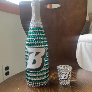COMBO verzauberte College-Bett-Party-Flaschen und Schnapsglas für jeden Anlass