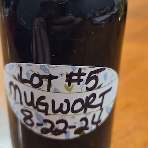 Organic Mugwort Tincture
