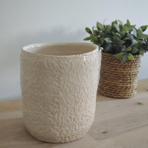 Vase, Handmade pottery vase, Engraved ceramic vase, Modern ceramic vase, Home decor vase, Glazed ceramic with engraved patterns