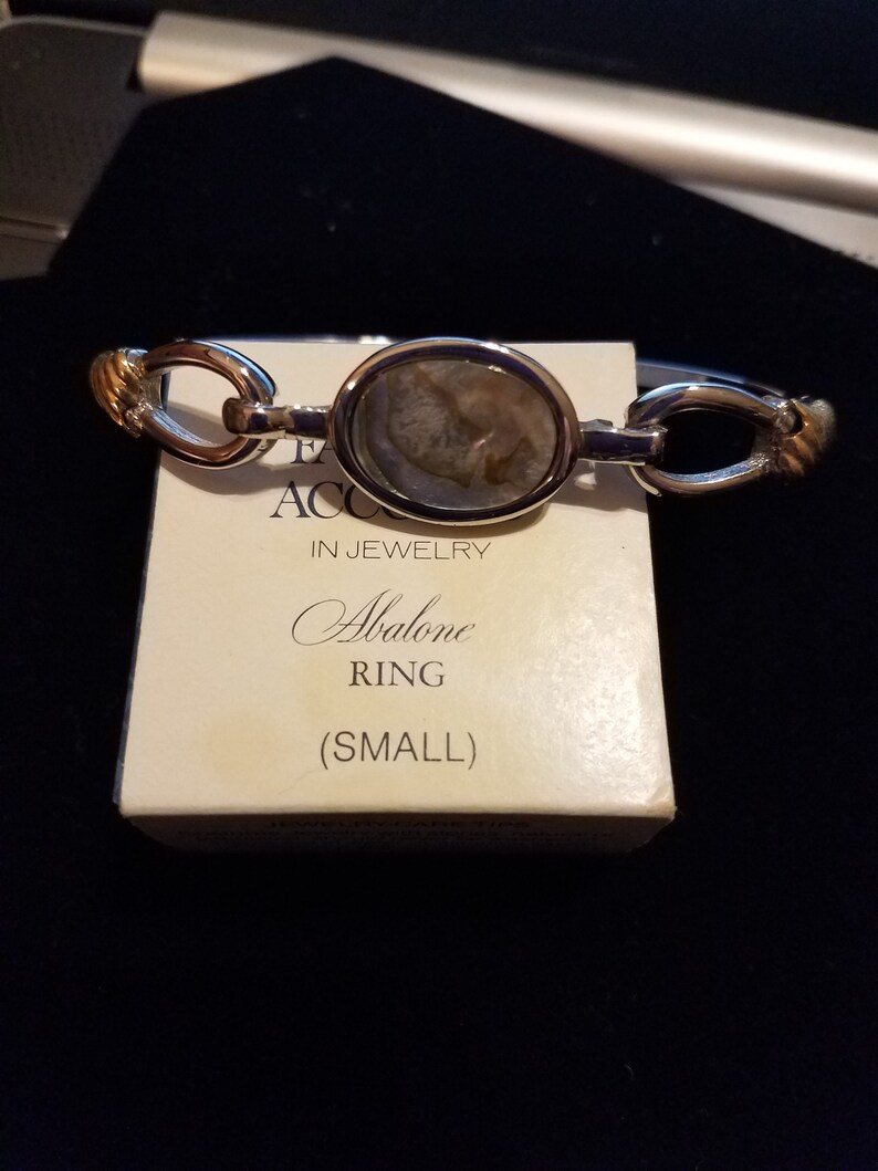 Vintage Avon 1976 /& 1977 Abalone Bracelet and ring set