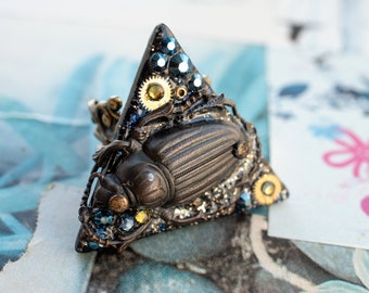 scarab beetle triangle ring with antiqued brass filigree base -- insect jewelry rockstar magic