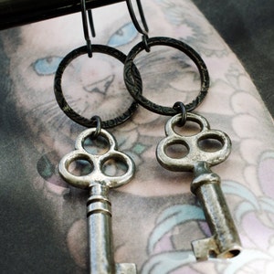 cosmic keys earrings with vintage pewter skeleton keys image 2