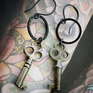 cosmic keys earrings with vintage pewter skeleton keys image 3