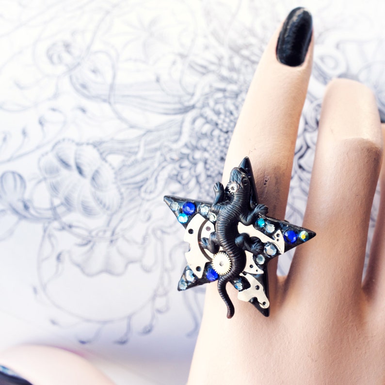 salamander star ring with cobalt blue rhinestones lizard jewelry image 4