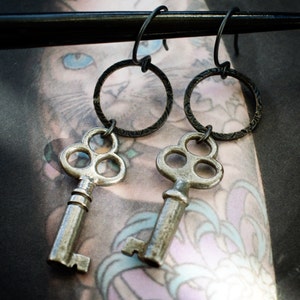 cosmic keys earrings with vintage pewter skeleton keys image 1