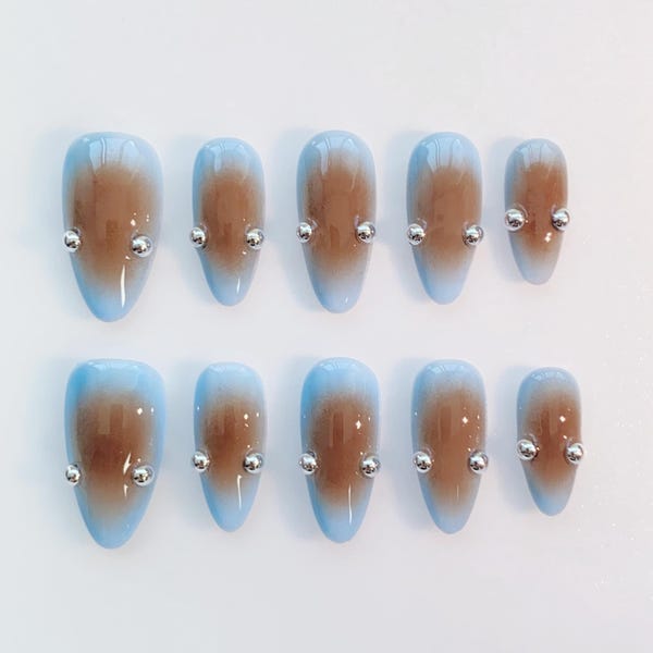 Unhas postiças Blue Aura, unhas longas amendoadas/Unhas marrons/Unhas de outono/Unhas Aura/Unhas prateadas/Unhas Y2K/Unhas azuis/Unhas personalizadas/Unhas do dia a dia