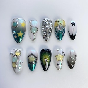 Silver 3D Chrome nails/Green Aura Star Gothic Press on nails short almond nails/Green nails/Gothic nails/Star nails/y2k nails/gyaru nails