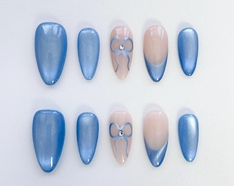 Aura Blue Cat Eye French Press on nails short almond nails/Blue nails/Summer Nails/Fairycorn nails/Bling Nails/Cat eye nails/Birthday nails