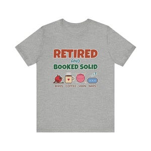 Rolig pensionärs-T-shirt, rolig pensionsgåva för kvinnor, fågelskådning, kaffegarn, hobbytröja, pensionärströja
