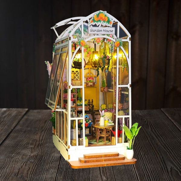 Book Nook Studio Ghibli - Etsy