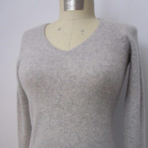 S Macys CASHMERE Pullover Knit Sweater V Neck Heathered Dove Gray Charter Club