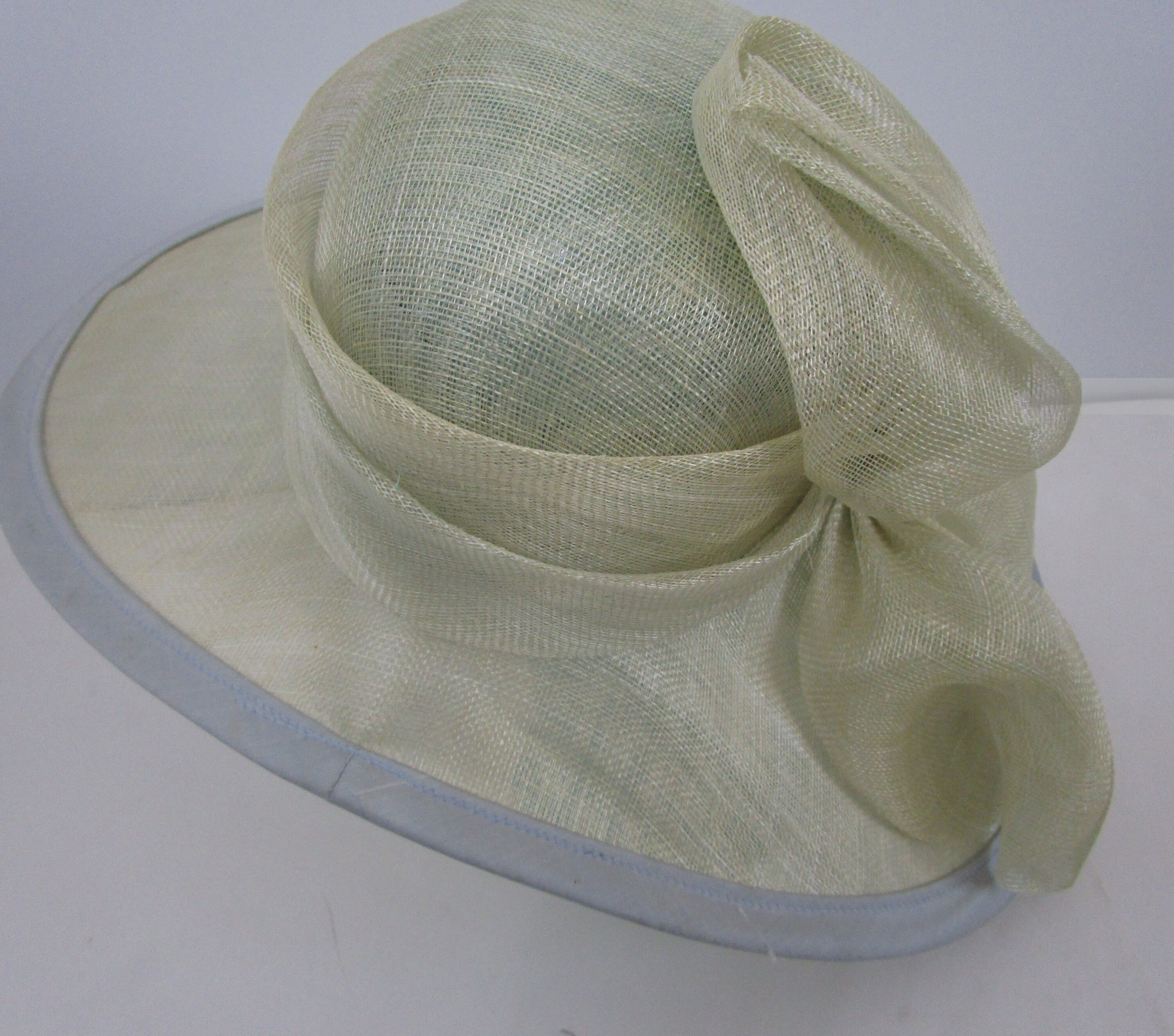 Black Louise Green Sinamay Straw Brim Sun Hat Silk Flower 