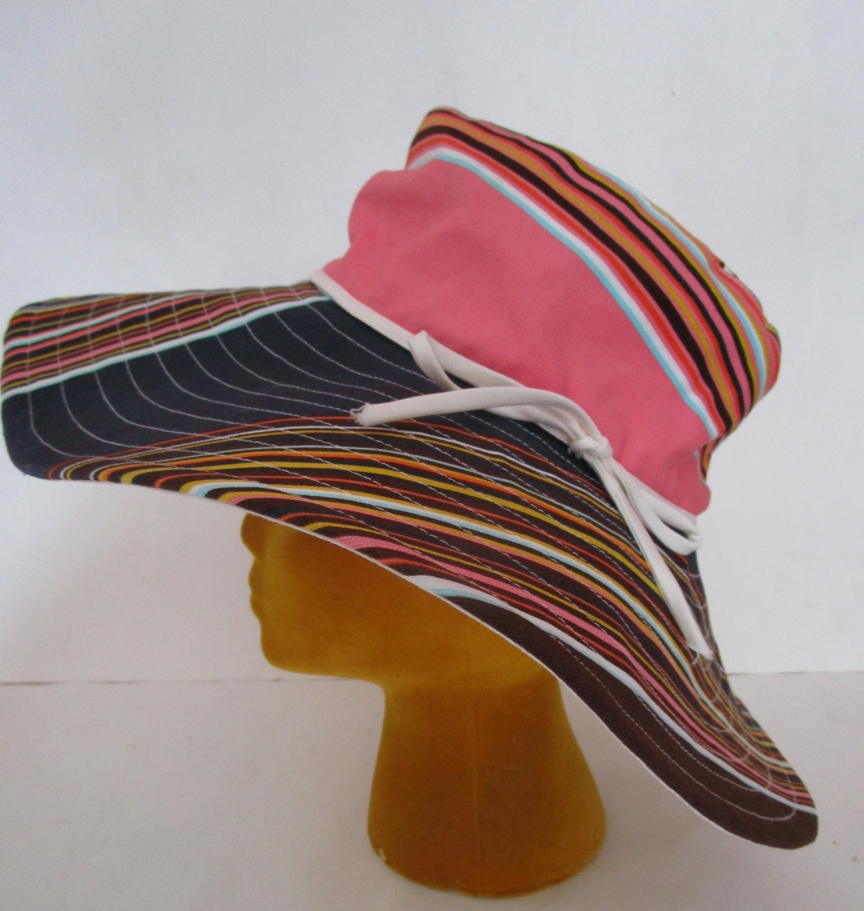 Trina Turk Wide Brim Straw Hat with Pink and Fuchsia Band NWT Stetson Pink Bangora Straw Hat | Pinto Ranch main image 4