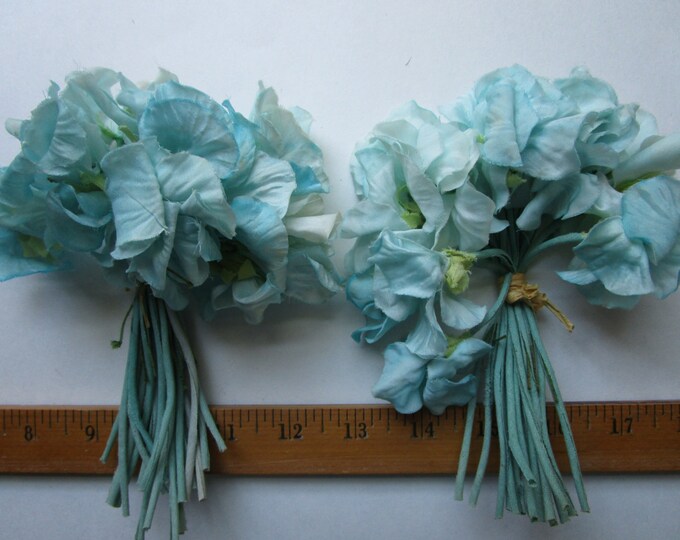 36 Pale Blue Silk Flowers Ombre Vintage 1950s Millinery Hat Etsy