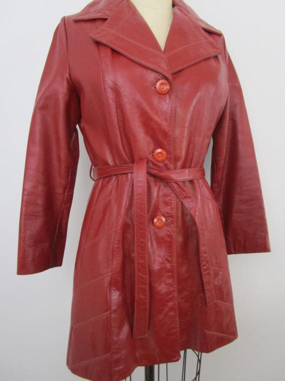 ジャケット・アウター vintage belt design leather jacket red Men two tone belted biker leather jacket, Men Black and red