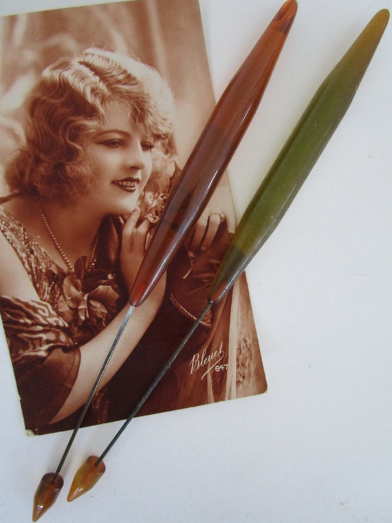 2 Art Deco Double Hatpin Applejuice Translucent Bakelite  display picture 2