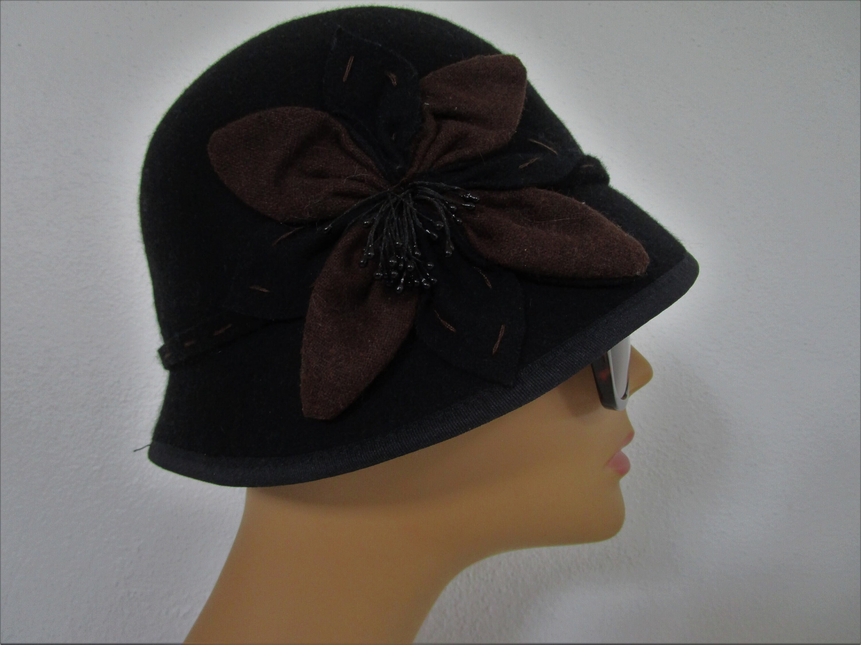 Scala Pronto Wool Felt Cloche Hat Black 