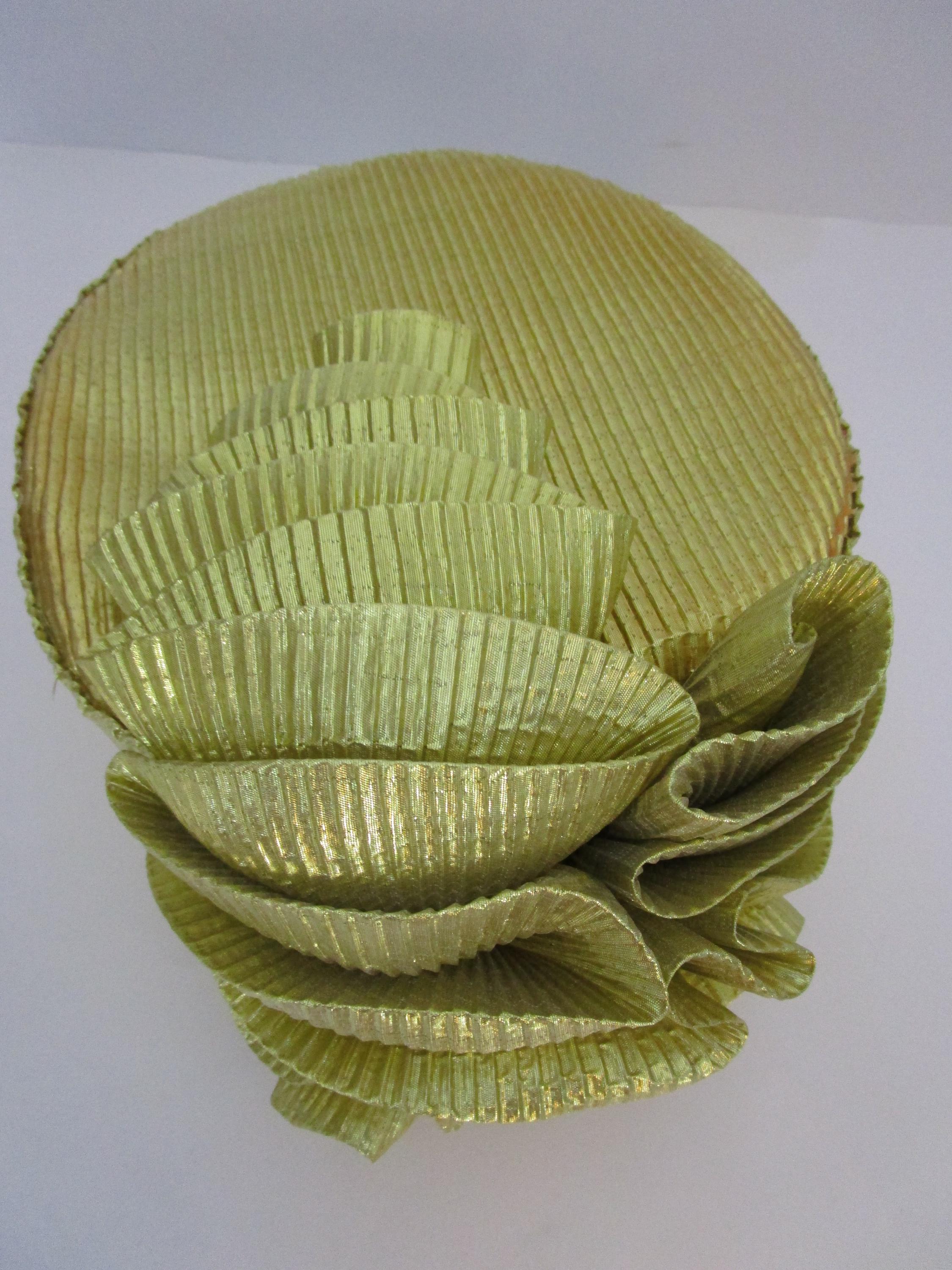 1980s Gold Lurex Tall Pillbox Hat Huge Pouf Church Wedding Cocktail 1980s Gold Lurex Tall Pillbox Hat Huge Pouf Church Wedding  main image 4