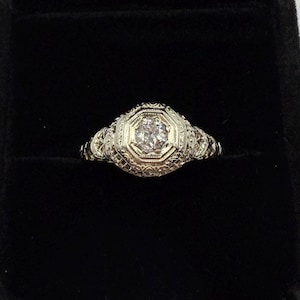 Antique Diamond Filigree Engagement Ring White Gold 18k