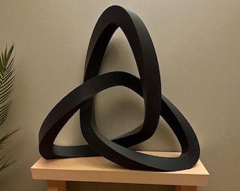 Celtic Knot Sculpture Trefoil Knot