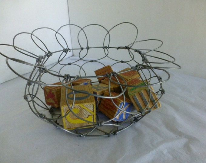 Wire Egg Basket Collapsible Vintage Retro Etsy