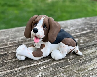 Beagle Hand sculpted polymer clay, Pet tiered tray decoration, Gift for Pet Mom/Dad, Pet Parents, Beagle Mom Dad, Pet Rescue, Pet Decoration