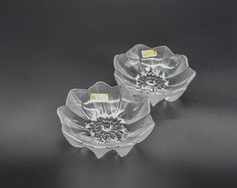 Pair of Vintage Kosta Boda Sweden Water Lily votive holders, vintage crystal Water Lily shape small dishes, Kosta Boda Mats Jonasson design