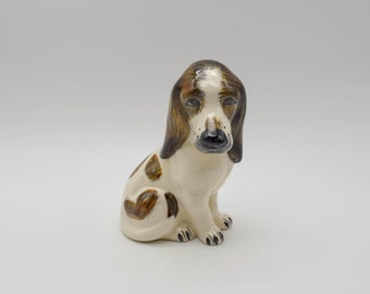 Vintage  Ceramic dog sculpture, vintage Ceramic Basset Hound dog sculpture, Ceramic dog figurine, Basset Hound figurine