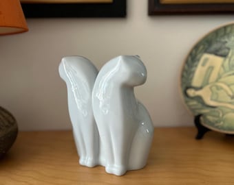 Bing and Grondhal Copenhagen Porcelain Denmark two Cats sculpture no 4201