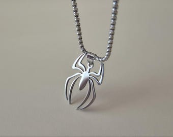 Spider Necklace with Chain - Stainless Steel Silver Plated