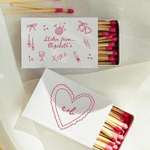 Modèle de boîte d'allumettes dessiné à la main Conception personnalisable de boîte d'allumettes pour mariages Événements Entreprises volées à des allumettes Boîte d'allumettes style restaurant