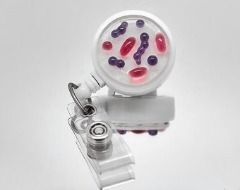 グラム染色バッジリール 微生物学用格納式ID 生物学 医学 ギフト 看護師 研究員 医師 研究科学者へのユニークなギフト